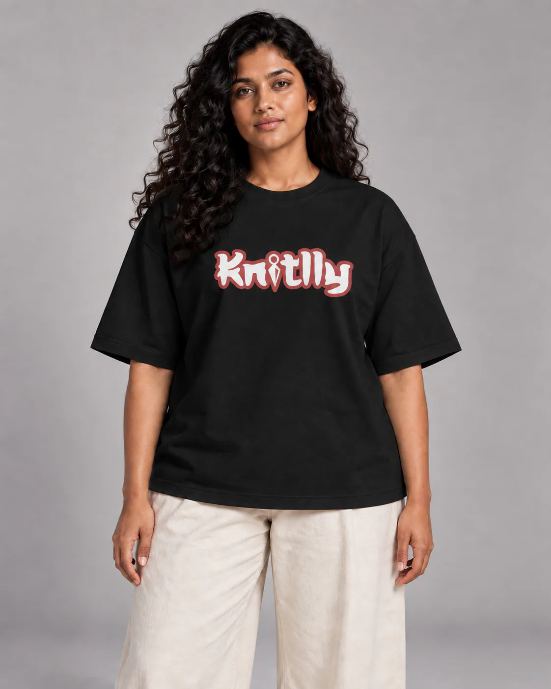 Knitlly Black Wordmark view 2